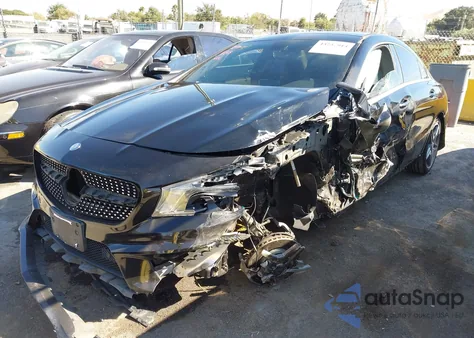 2014 Mercedes-Benz Cla 250 z USA, uszkodzony, nr VIN WDDSJ4EB6EN140920